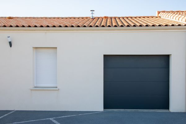 Garage Window Replacement in Dripping Springs